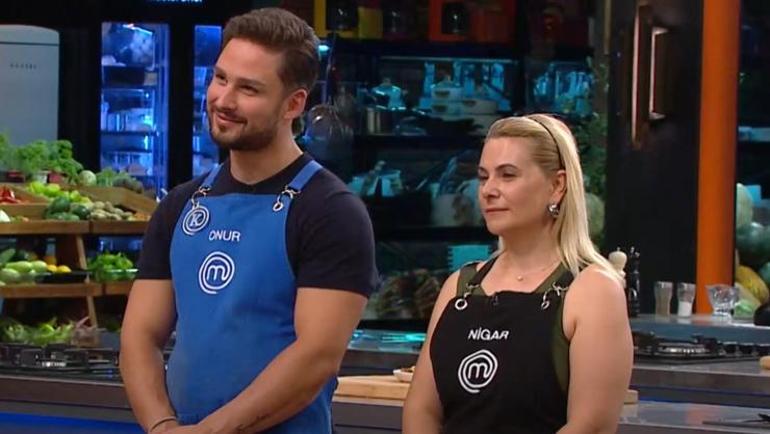 MASTERCHEF DOKUNULMAZLIK OYUNUNU kim kazandı 21 Ağustos dün akşam MasterChef eleme potasına kim gitti