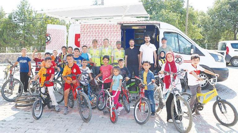 Bisikletin başkentine bisiklet ambulansı