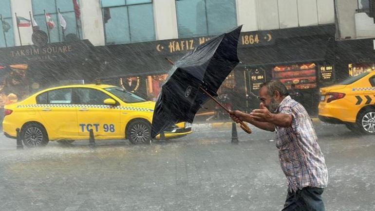 Meteorolojiden yeni yağış uyarısı Radara yansıdı İstanbula yaklaştı