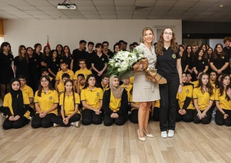 Demirören Medya Lisesinde ilk ders zili çaldı