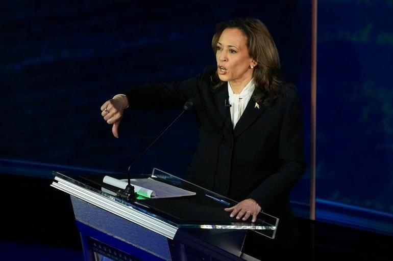 Dünyanın gözü ABD’de Kamala Harris, Trumpı çileden çıkardı