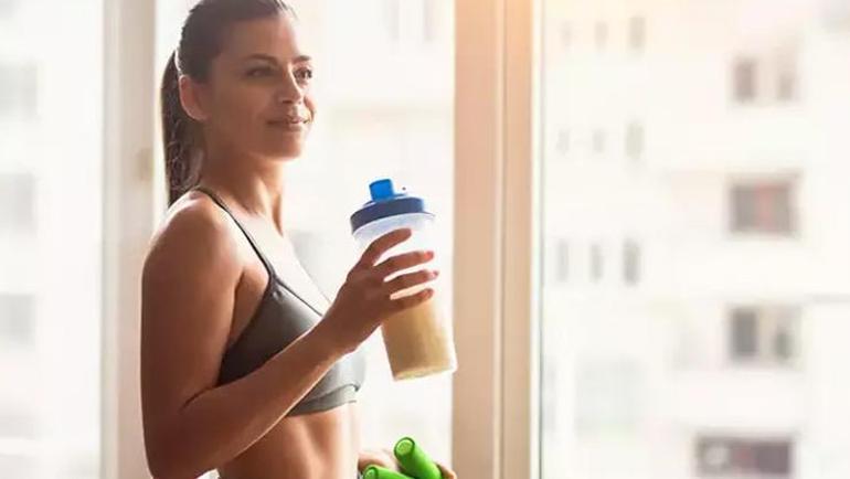 Protein tozu zararlı mı Whey protein tozu nedir, zararları nelerdir Whey protein tozu ne zaman içilir