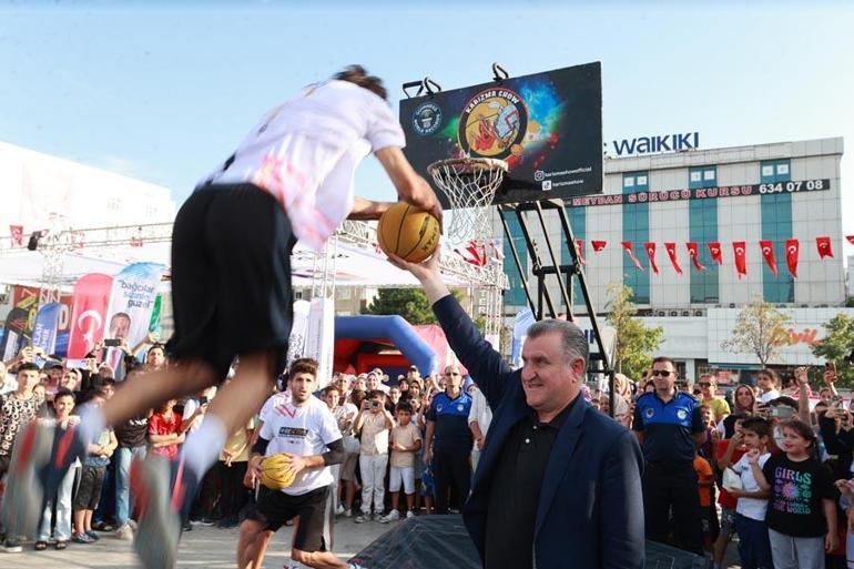 Bakan Bak Avrupa Spor Haftası etkinliğine katıldı: Ülkemiz bir spor devrimi yaşamaktadır