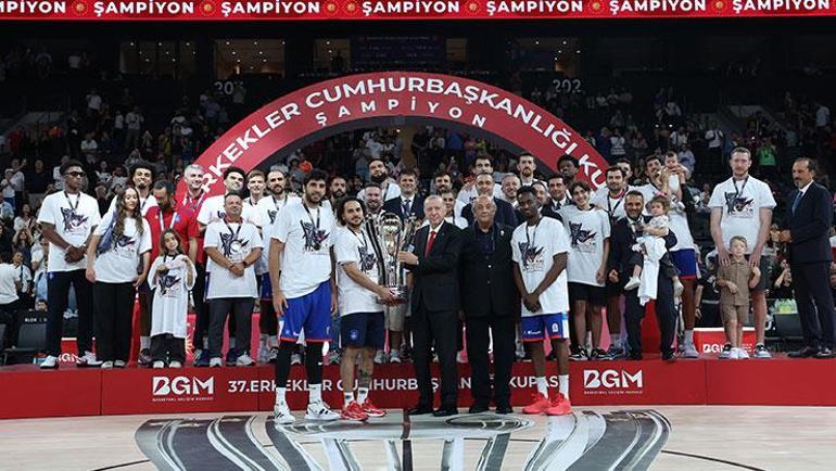 Anadolu Efes, 37. Cumhurbaşkanlığı Kupasında şampiyon