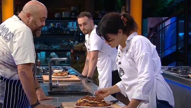 MASTERCHEF KAPTANLIK OYUNUNU KİM KAZANDI MasterChef 30 Eylül kaptanlık oyununu hangi yarışmacı kazandı Mavi ve Kırmızı takım kaptanları