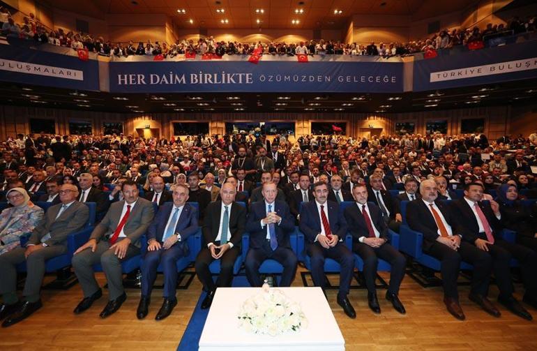 Cumhurbaşkanı Erdoğan: Cumhurbaşkanı Erdoğan: Makamlar rütbeler oturulan koltuklar değişebilir molalar olabilir