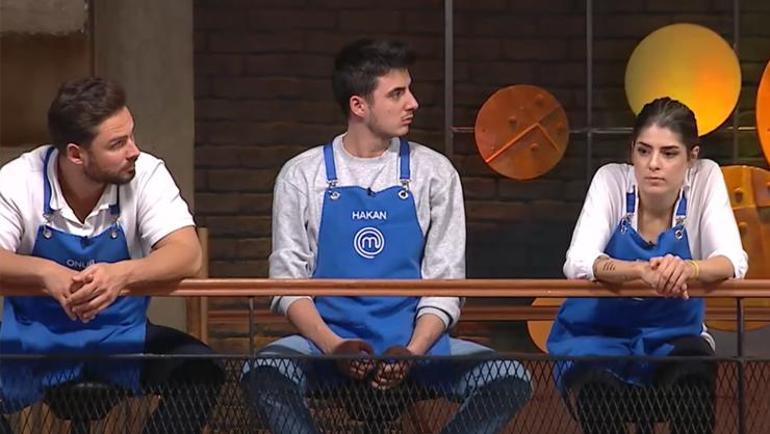 MASTERCHEF KİM ELENDİ MasterChefe dün akşam son bölümde hangi yarışmacı elendi İşte 6 Ekim Pazar MasterChefte elenen yarışmacı