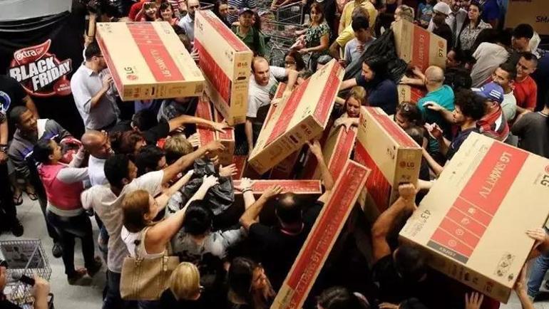 Kara Cuma ne zaman Black Friday (Kara Cuma) bu yıl hangi tarihlerde kutlanacak 2024 Black Friday indirimleri başladı mı