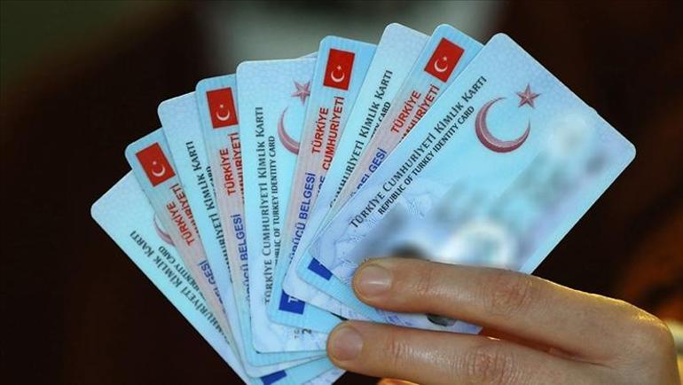 Ehliyet yaşı düşürüldü mü, kaç oldu M, A1, B1 ehliyeti son dakika yaş sınırı değişti mi B1 ehliyet nedir, hangi araçları kullanabilir