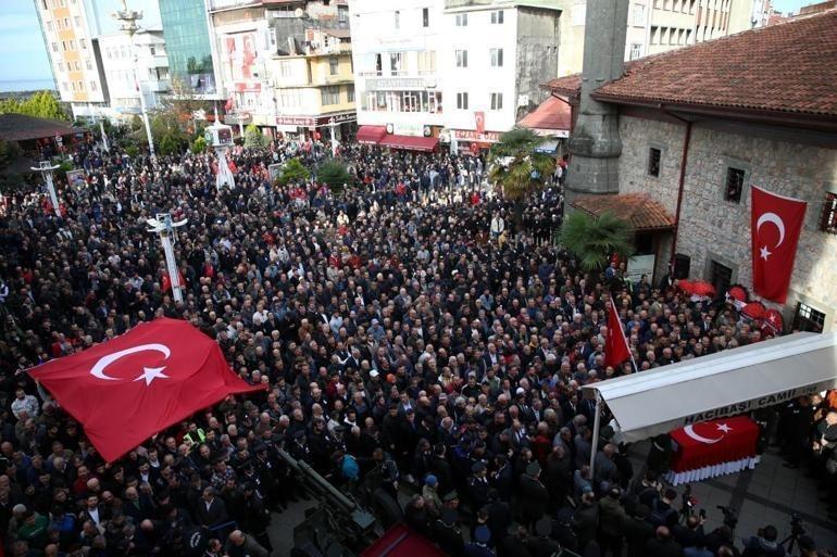 Helikopter kazası şehitlerimize en acı veda Gözyaşlarıyla uğurlandılar