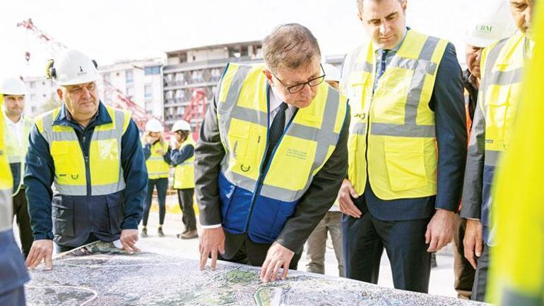 Tarihin her döneminde çekim merkezi İzmir