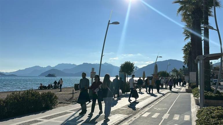 Güneyde güneş yüzünü gösterdi, fırsatını bulan kendini dışarı attı