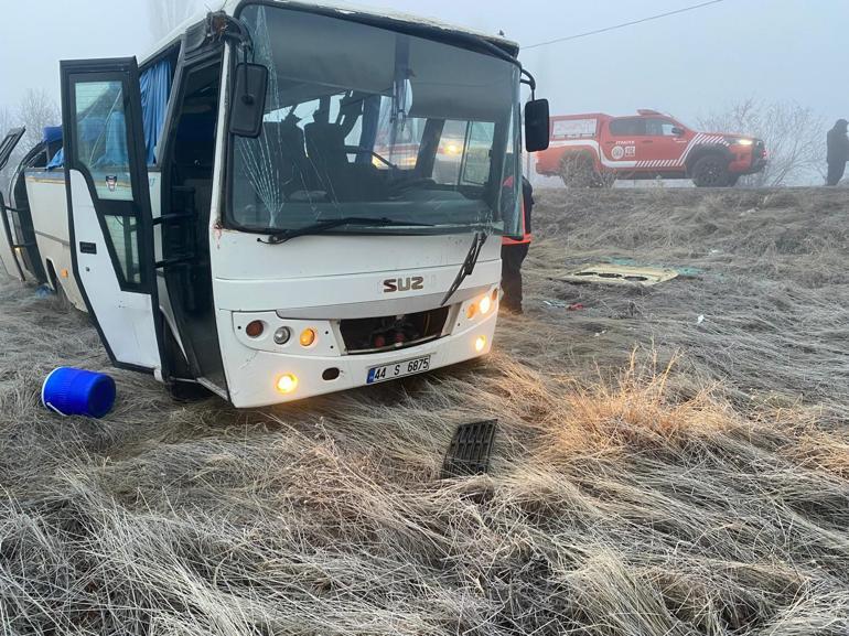 Malatyada işçi servisi devrildi Çok sayıda yaralı var