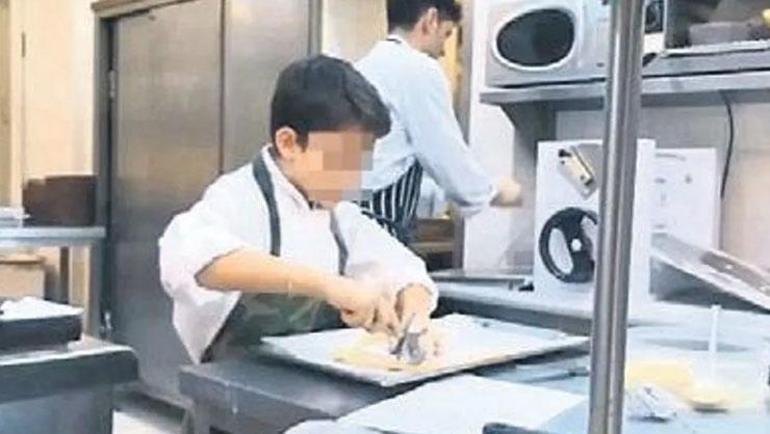 Kadıköy bit pazarında dehşet İtalyan şefin oğlunu 5 yerinden bıçakladılar
