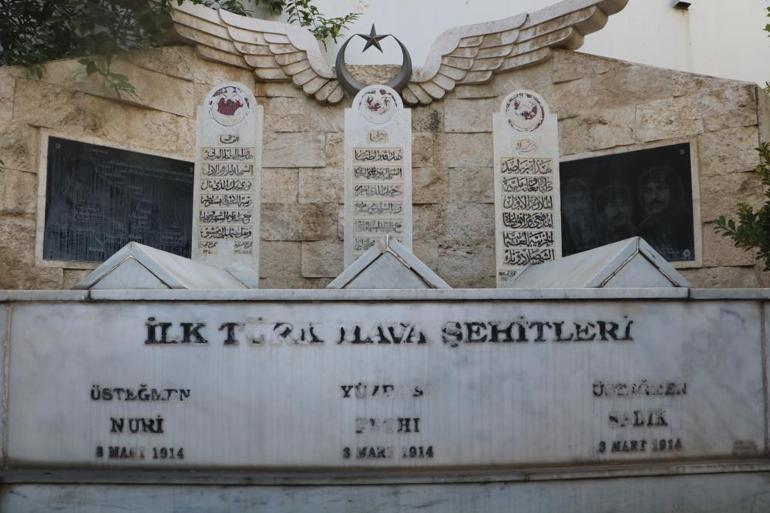 Suriyedeki 111 yıllık emanet İlk Türk Hava Şehitliğinde ziyaretçi yoğunluğu yaşanıyor
