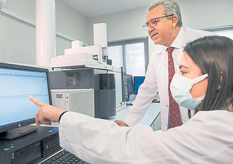 Öğrencı̇yken rektör olmak aklımdan bı̇le geçmemı̇şti