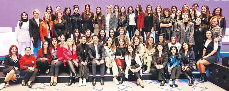 Geleceğin kadın liderleri ilham veriyor