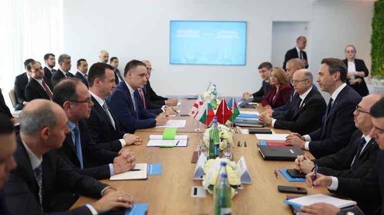 Bakü’de tarihi anlaşma Türkiye, Azerbaycan, Gürcistan ve Bulgaristan imzaları attı