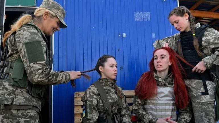 Avrupada kadınların askerliği başlıyor Trump oldukça memnun Uzman isim: Türkiye en önemli kilit oyuncu