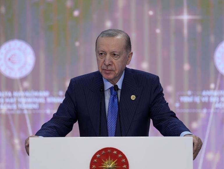 Cumhurbaşkanı Erdoğandan CHPye tepki: Ülkesini başka ülkelere şikayet edenler bu gururu anlayamaz