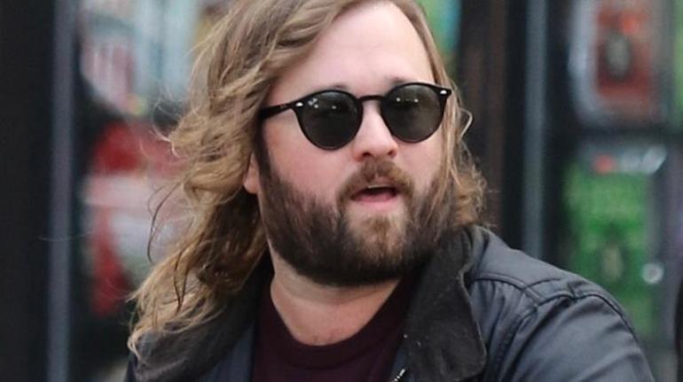 Başı dertte kurtulmuyor Oyuncu Haley Joel Osment gözaltına alındı.