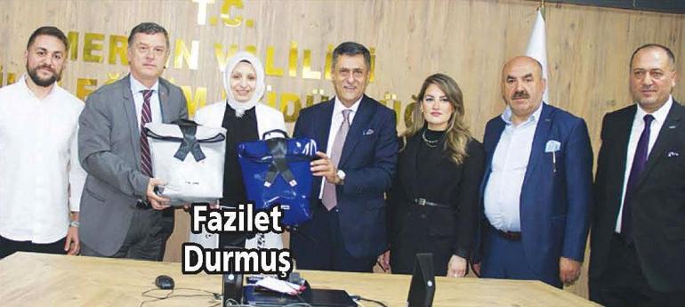 Burdur kitap için telefonu kapadı