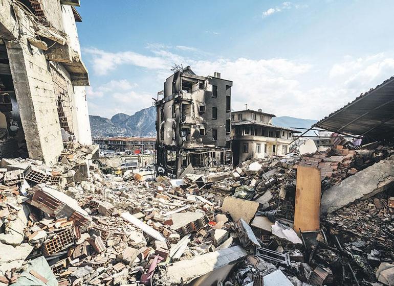 Depremden yaşam çıkarabildik mi
