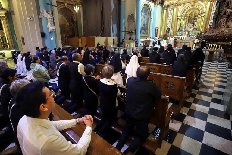 İlk günden hepsi ortaya çıktı Yeni Papa’nın tartışmalı geçmişi
