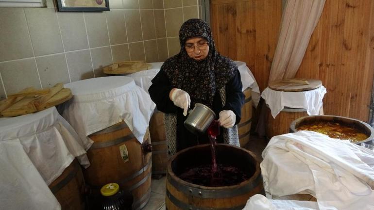 İstanbulun göbeğinde üretiyor, yurt dışından bile talep var Sağlık için birebir, dededen kalma tariflerle yapıyor