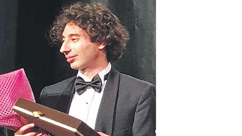 Tiyatrodan sergiye konserden festivale