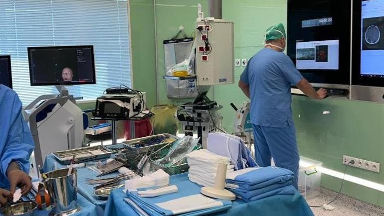 Tümörü yüzde 98 doğrulukla temizliyor Beyin ameliyatlarında yapay zeka mucizesi: Türk bilim insanları dünyaya örnek oldu