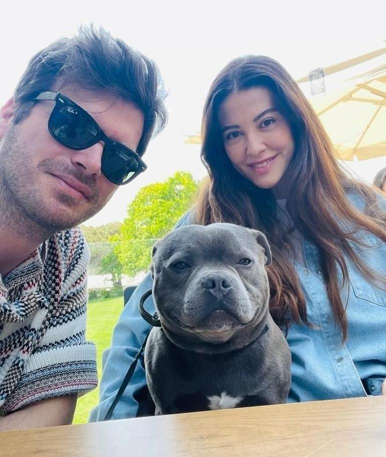 Kıvanç Tatlıtuğ ve Demet Akbağın kulis pozu