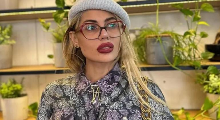 Nihal Candan hayatını kaybetti Acı haberle yıkılan kardeşi Bahar Candan sinir krizi geçirdi