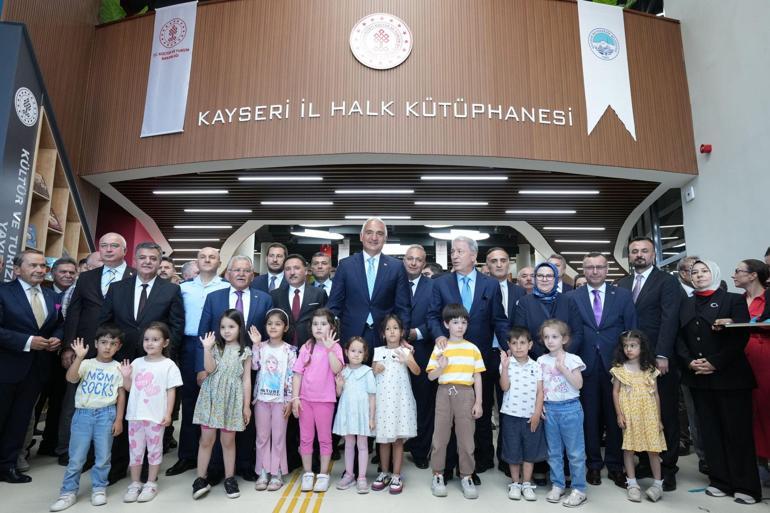 Bakan Ersoy’dan kültür ve bilgiye bir imza daha