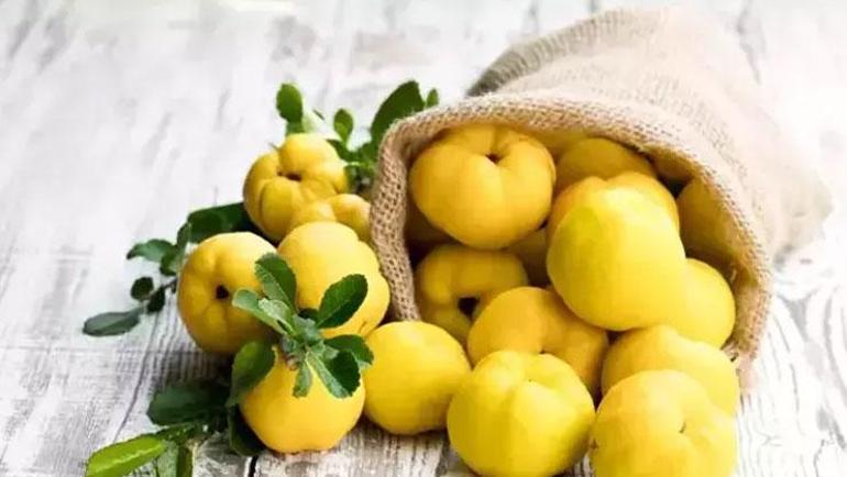 Hem kendisi hem çekirdeği şifa Tatlısını yapıp kaşık kaşık tüketin: Vücuttaki ödemi söküyor, bağırsakları harıl harıl çalıştırıyor