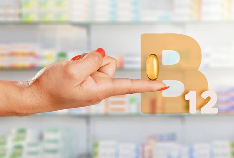B12 ve demir depolarına zirve yaptırıyor Günlük ihtiyacın 2000 bin katı kadar B12 içeriyor, kaşık kaşık yiyince bedavadan kas yaptırıyor
