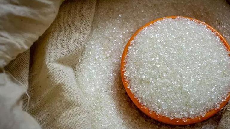 Peeling maskeyi evde yapın Cildi derinlemesine temizliyor, mutfaktaki malzemelerle hazırlanıyor