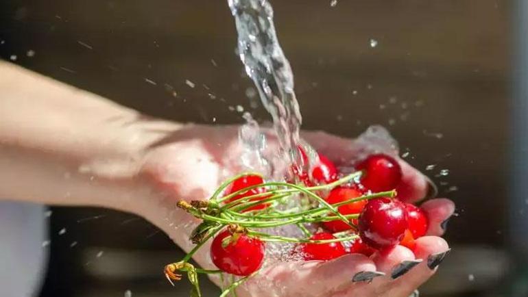 Pazarda gören kilo kilo alıyor Vücuda C vitamini yüklemesi yapıyor, kalbi kaya gibi kuvvetlendiriyor