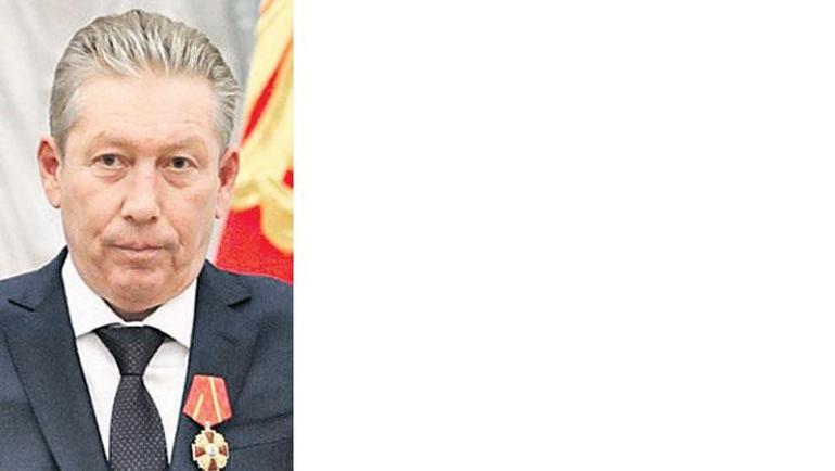 Rus iş insanı yüksekten düşerek öldü