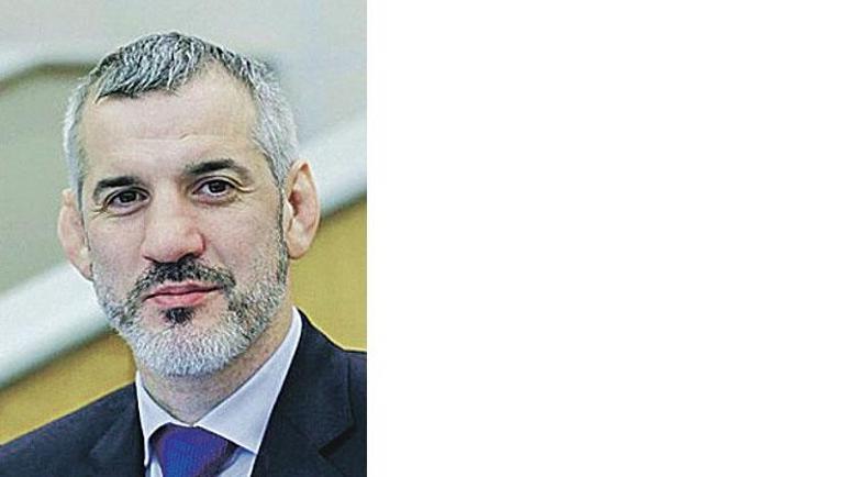 Rus iş insanı yüksekten düşerek öldü