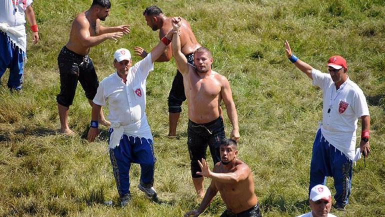 Kırkpınar’da ikinci tur sona erdi Favoriler son 16’da