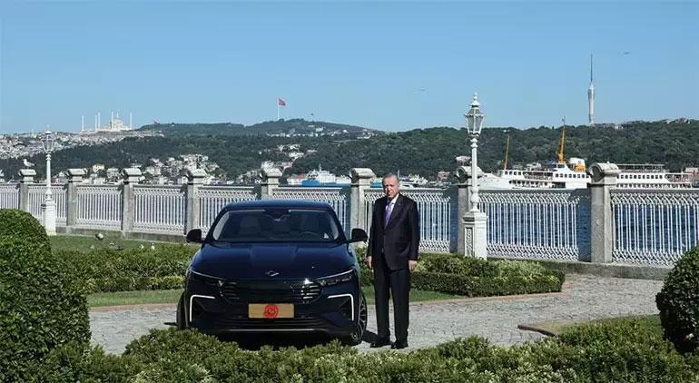 Cumhurbaşkanı Erdoğan Toggun yeni modeli ile deneme sürüşü yaptı