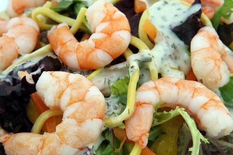 İbrahim Saraçoğlu en marifetli vitamin diyor Eksiği kemik erimesi ve bel bükülmesine neden oluyor, şekere karşı bile etkili