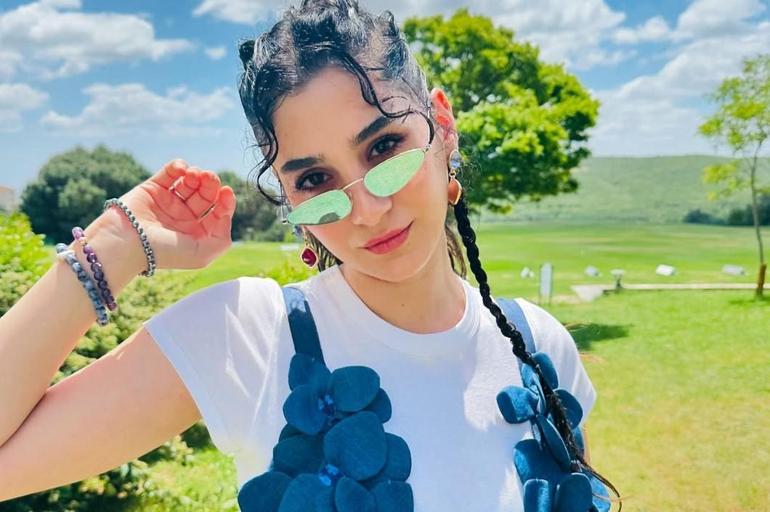 Evlilik yolunda ilk adım Oyuncu Sitare Akbaş nişanlandı