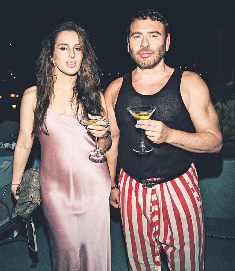 Mert Alaş ve ortağı Bodrumda yaz partisi verdi