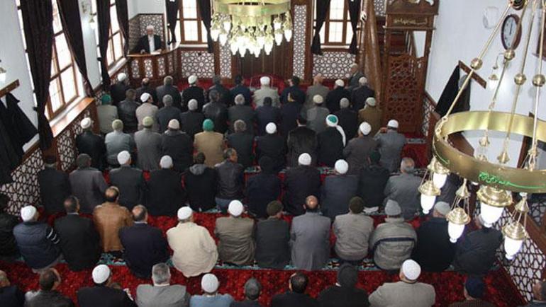 Diyanet adım adım cuma namazı kılınışı Cuma namazı kaç rekat, nasıl kılınır