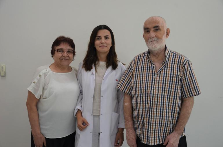 42 yıllık bağımlılıktan beraber kurtuldular Çiçek kokusu alamıyorduk diyen çiftin azmi göreni hayran bırakıyor