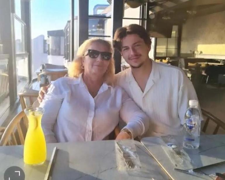 Uğruna annesini silmişti Enis Destan ve eşinden tatil pozları