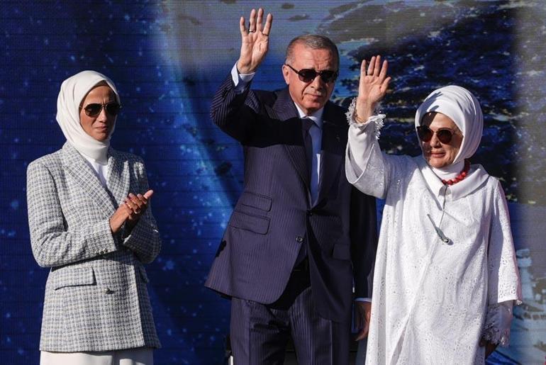 TEKNOFEST MAVİ Vatan başladı Cumhurbaşkanı Erdoğan: TCG Anadolu gemisinin bir büyüğünü yapıyoruz