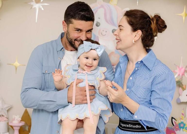 İhanet iddiasıyla sarsılmışlardı Berk Oktay ve Yıldız Çağrı Atiksoydan romantik poz